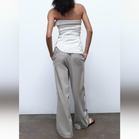 Zara Pants With Side stripe and Elastic waistband with drawstring - Picture 3 of 11